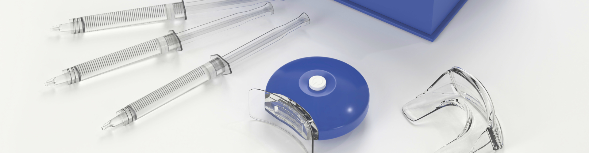 Teeth whitening kit components.